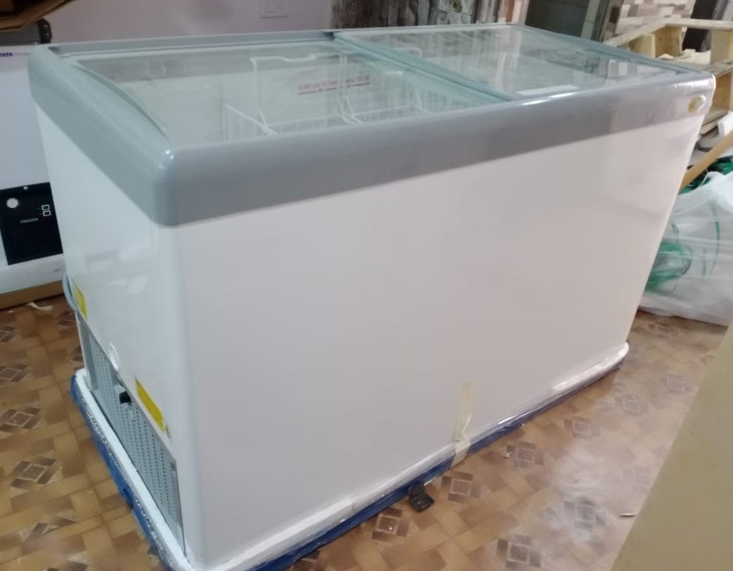 western-glass-top-freezer-nwhf350g